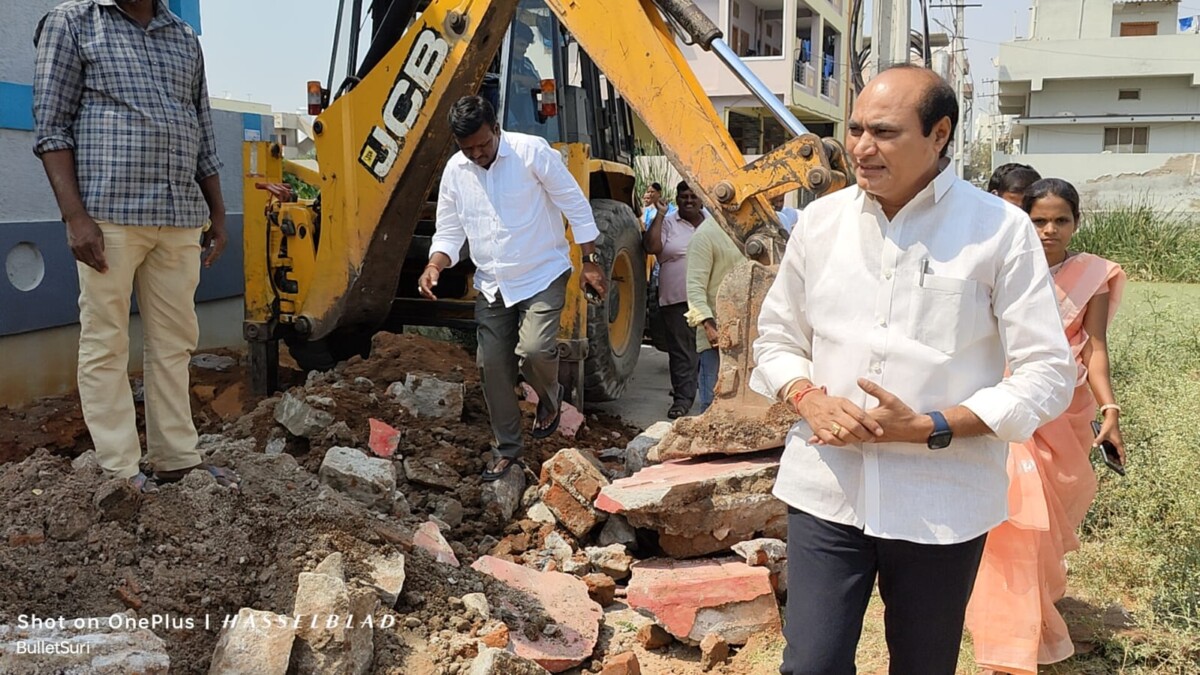 అండర్ గ్రౌండ్ డ్రైనేజీ నిర్మాణానికి శంకుస్థాపన చేసిన ప్రజల మనిషి రాజన్న