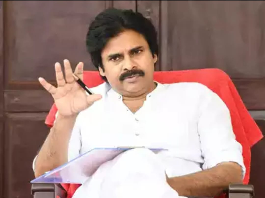 రాజమండ్రిలో జనసేన అధినేత పవన్ కళ్యాణ్