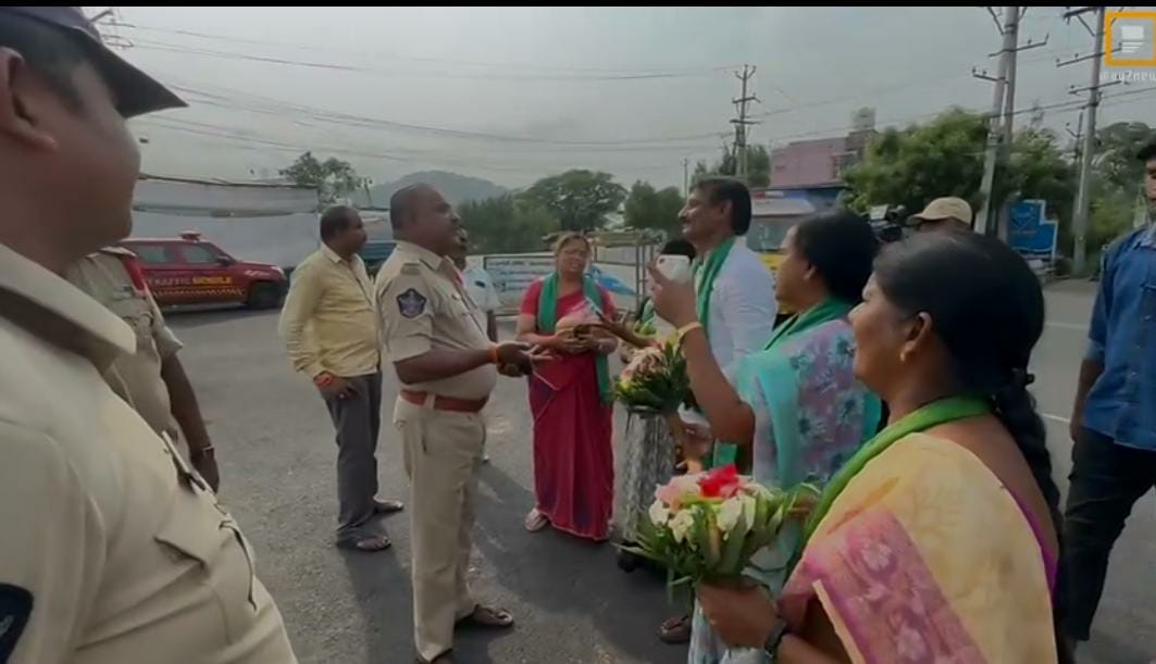 జగన్ ను కలిసేందుకు అమరావతి రైతుల యత్నం.