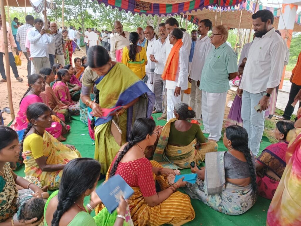 తిరుమలఅభయాంజనేయ స్వామికి అమావాస్య పూజలు