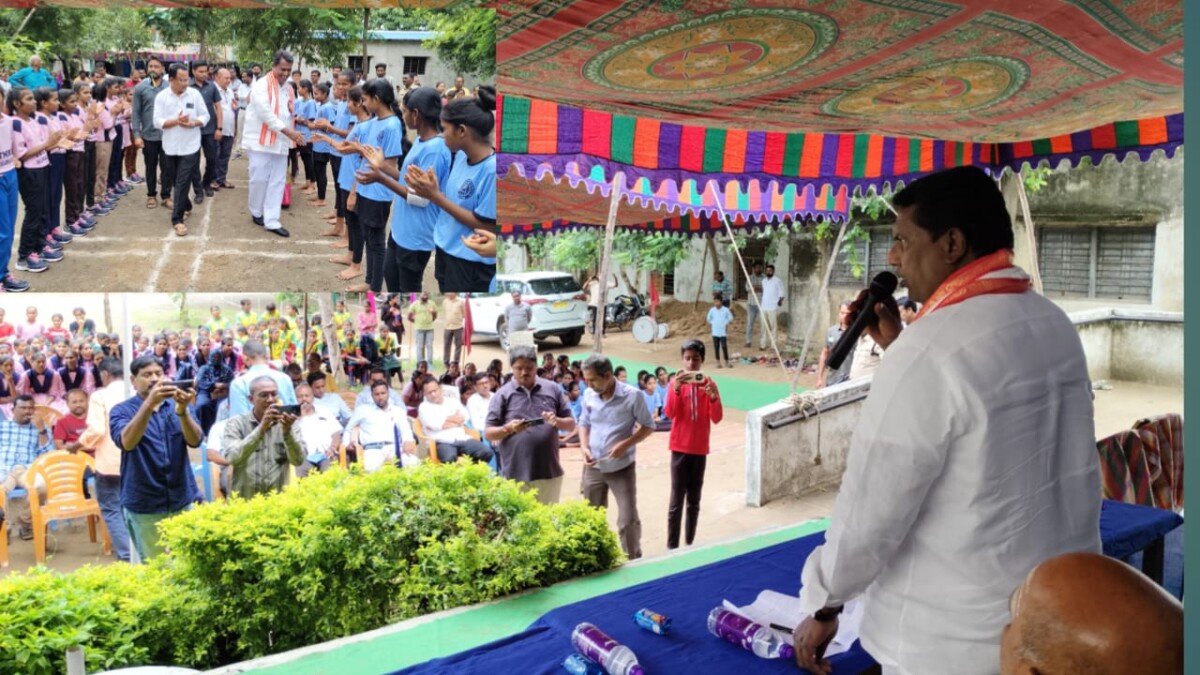 ధర్మపురి పట్టణంలోని స్థానిక ప్రభుత్వ ఉన్నత పాఠశాలలో నిర్వహించే మండల స్థాయి క్రీడ