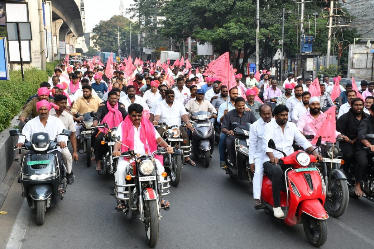 తెలంగాణ ప్రజల ప్రత్యేక రాష్ట్రం ఏర్పాటు కలను సాకారం చేసిన గొప్ప నాయకుడు