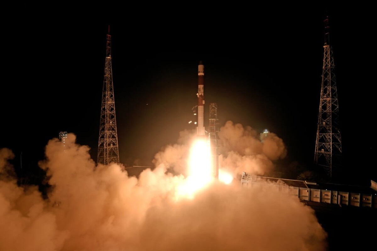 PSLV C-60 రాకెట్ ప్రయోగం విజయవంతం