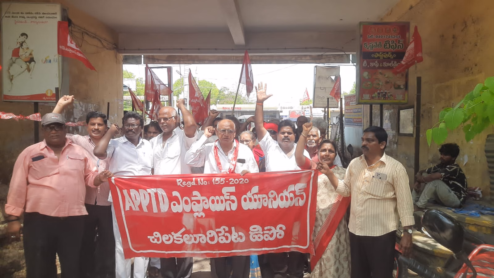 RTC డిపో ఘనంగా మేడే వేడుకలు