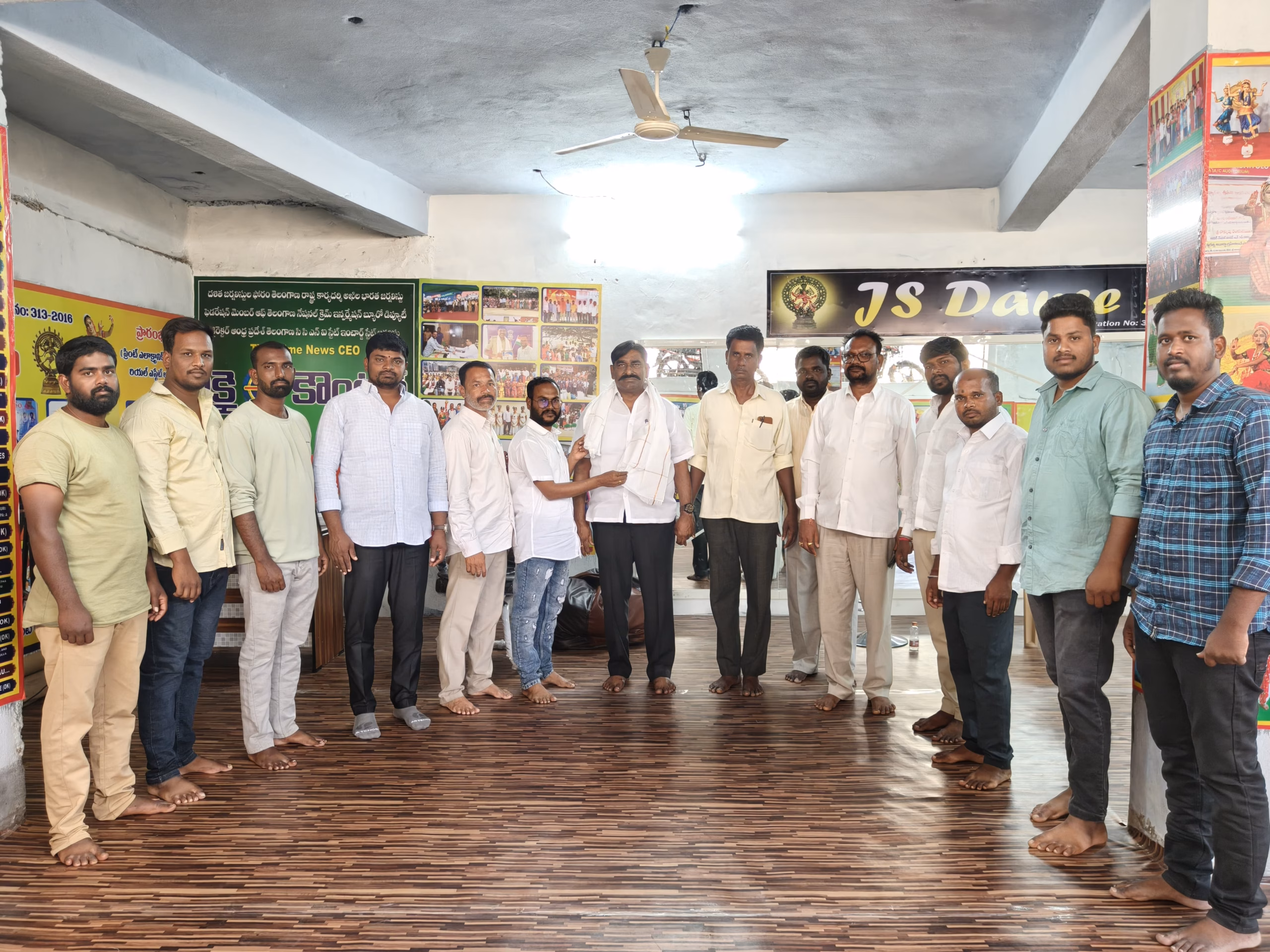 ప్రింట్ అండ్ ఎలక్ట్రానిక్ మీడియా కార్యాలయం