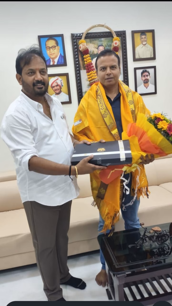 టీడీపీ, జనసేన, బీజేపీ నేతలతో తుడ కొత్త చైర్మన్ డాలర్స్