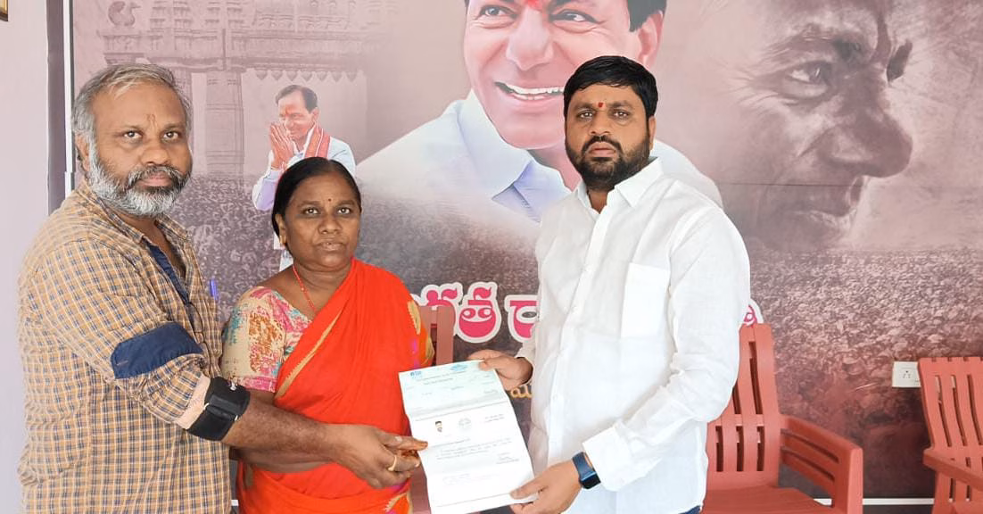 నిరుపేదల పెన్నిధి… సీఎం సహాయ నిధి : మాజీ డిప్యూటీ మేయర్