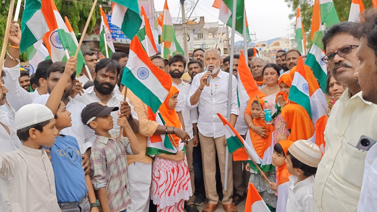 చంద్రగిరిలో భారీగా తిరంగా ర్యాలీ నిర్వహించిన చంద్రగిరి ఎమ్మెల్యే
